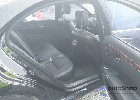 2009 Mercedes-Benz S 550 from USA, damaged, VIN WDDNG71X79A272371